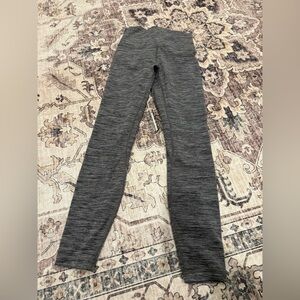 Lululemon Align Pant 25"
Heathered Black—size 4